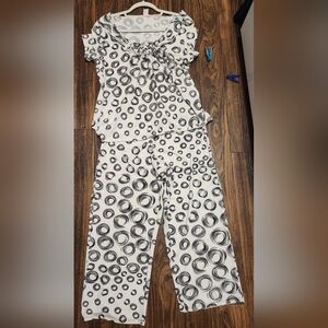 Bumble B Sweet Sexy Comfy Stretchy Swirly Sleepwear! Sz M NWT